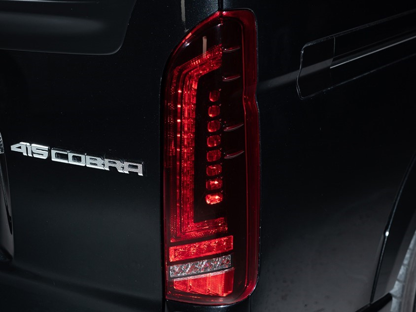 ラブラーク LED テールランプ CB-LSP-R002 トヨタ 200系 ハイエース(1
