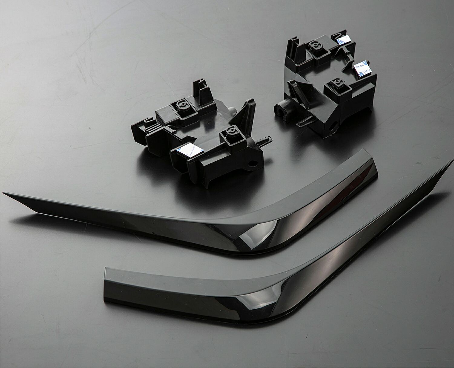 ヴァレンティ（VALENTI） TT150PRD-RG-1 ジュエルLEDテールランプ REVO