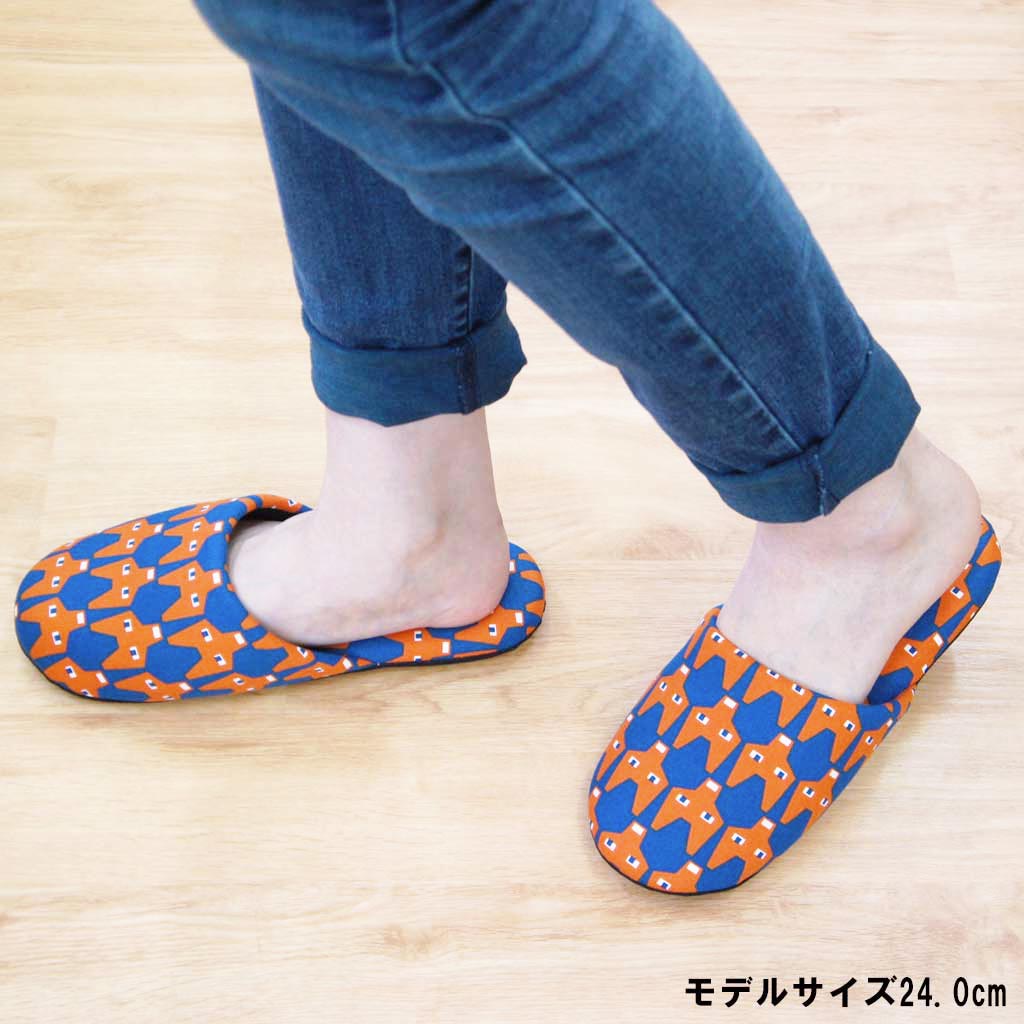 靴サイズ24cm女性スタッフ着用