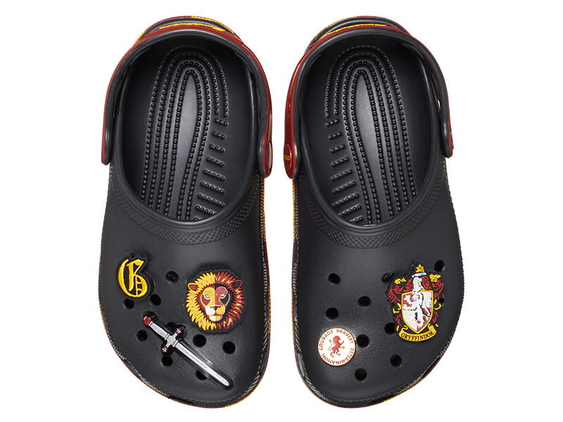 PIPPICHIC ⭐スタッズ付き⭐クロッグサンダル⭐ ブラック セール】【crocs/クロックス】クラシック プラットフォーム