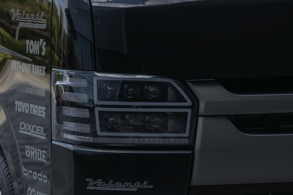 ヴァレンティー6眼ライト　ハイエース用 ヴァレンティ（VALENTI） ハイエース用6眼LEDヘッドランプ ジュエル