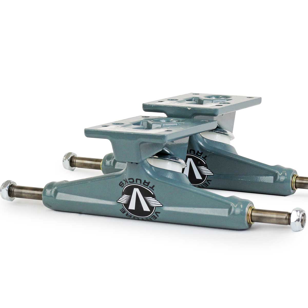 DELUXE ベンチャー 5.2 LO TM スケボー トラック Venture Trucks