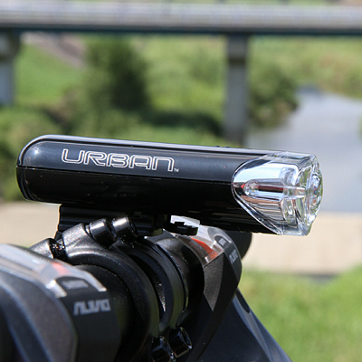 自転車 ライト 後付け 電池式 CATEYE キャットアイ HL-EL145 URBAN アーバン 明るい LED フロント 関連画像5