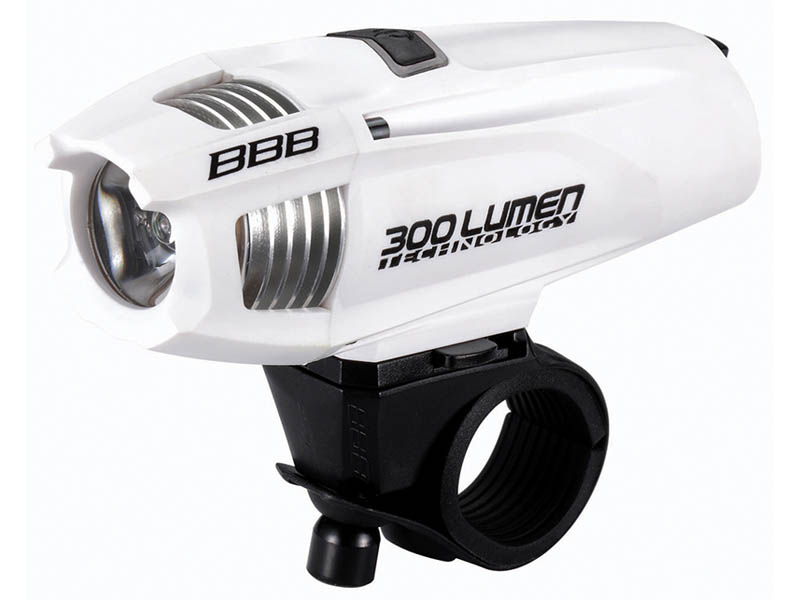 BBB LEDヘッドライト BLS-71 300ルーメン　30%OFF BBB (春得セール)ビービービー(BBB) BLS-71 ストライク300 充電