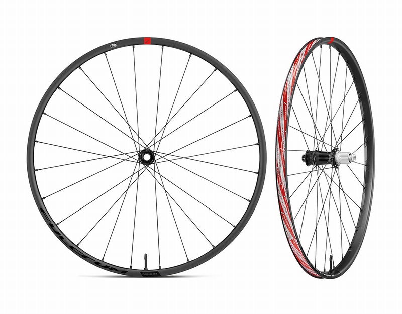 【決算セール】(8800円以上条件付き送料無料)フルクラム（FULCRUM）　RED ZONE 3 BOOST 29 MTBホイール  前後セット（シマノMS12）