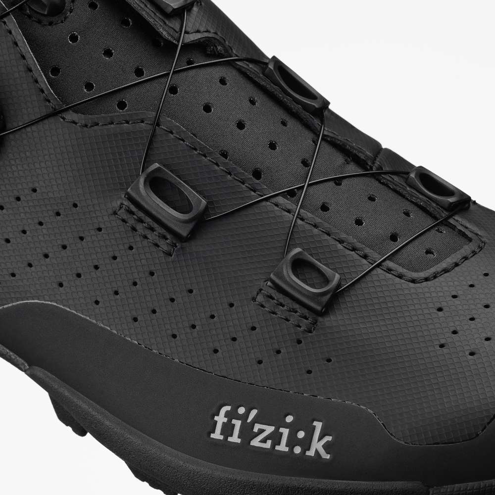 高品質正規品 (創業110年祭)フィジーク（FIZIK） TERRA ATLAS