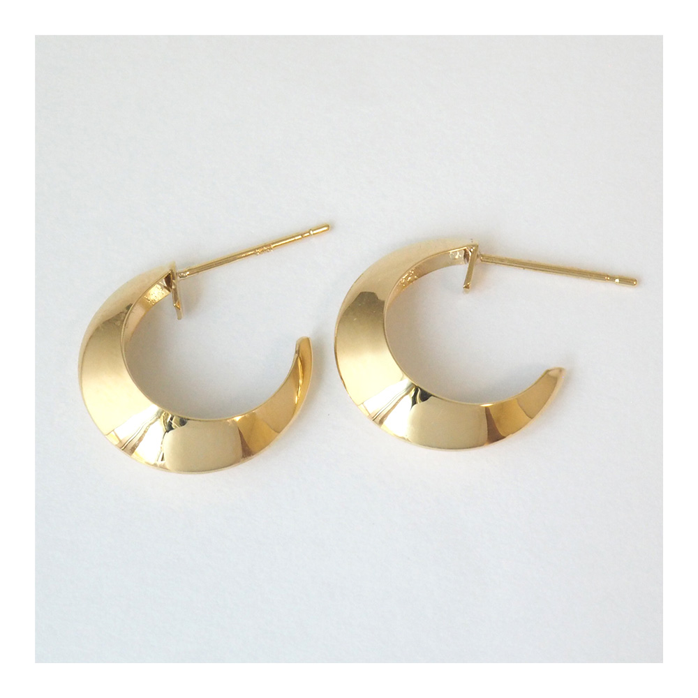 18金 ピアス k18 18金ピアス 18k シンプル ゴールド ムーン 三日月 地