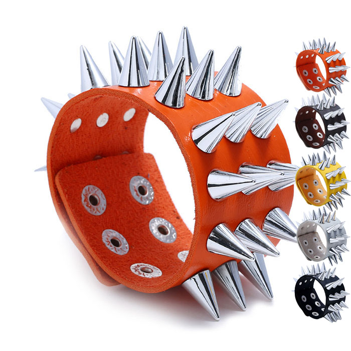 スタッズブレスレット　ARTDEVIL 蛍光　レザー　アンダーカバー　スケシン スタッズブレスレットARTDEVIL 蛍光レザースケシンアンダーカバー