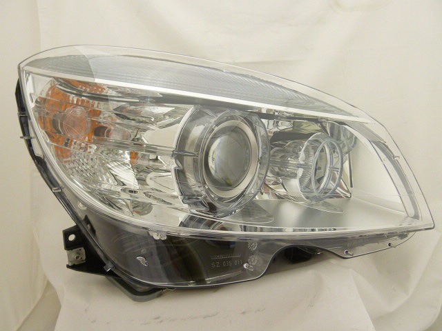Cクラス（W204）用 前期 MARELLI製 ヘッドランプ右側OE番号
