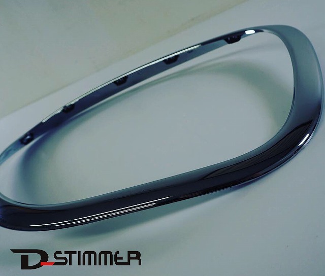 BMW MINIヘッドライトリム 右側（純正品・新品）R60 R61純正番号：51139813824 : 51139813824 : 輸入車パーツ専門店 D STIMMER