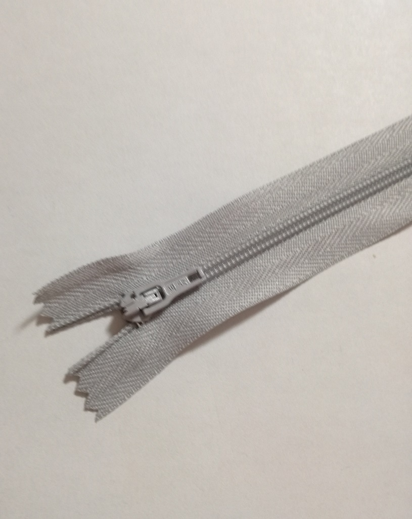 コイルファスナー   止め  20cm 【メール便100枚まで】 |  | 17