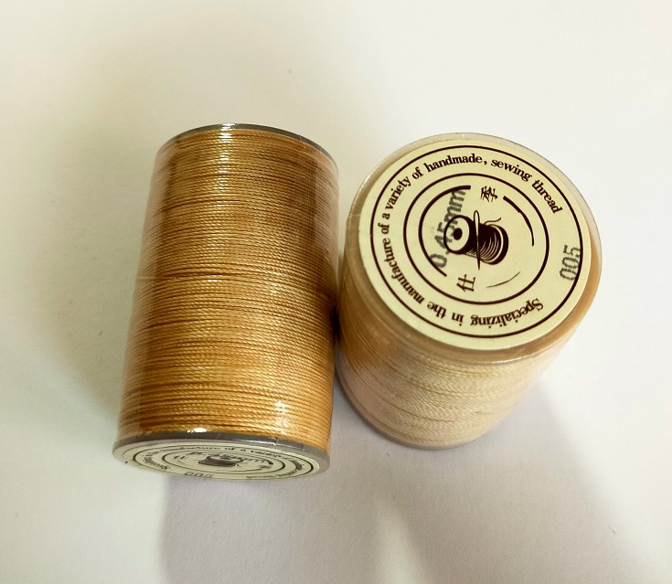 ろう引き糸　レザーコート手縫い 40色　80ｍ/巻　丸糸　幅0.45mm　 |  | 12