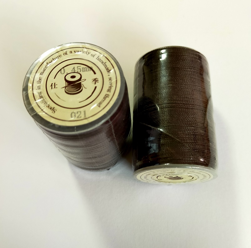 ろう引き糸　レザーコート手縫い 40色　80ｍ/巻　丸糸　幅0.45mm　 |  | 35