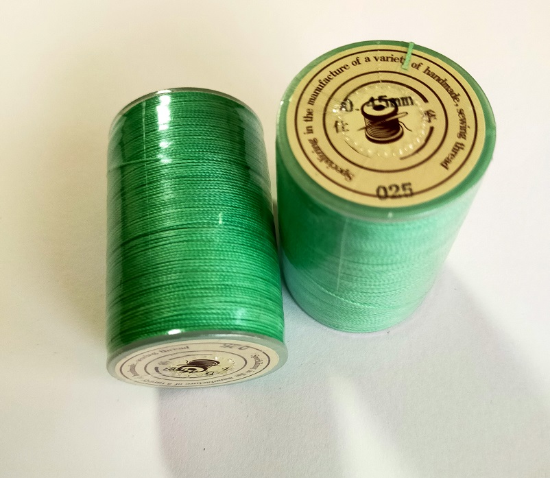 ろう引き糸　レザーコート手縫い 40色　80ｍ/巻　丸糸　幅0.45mm　 |  | 17