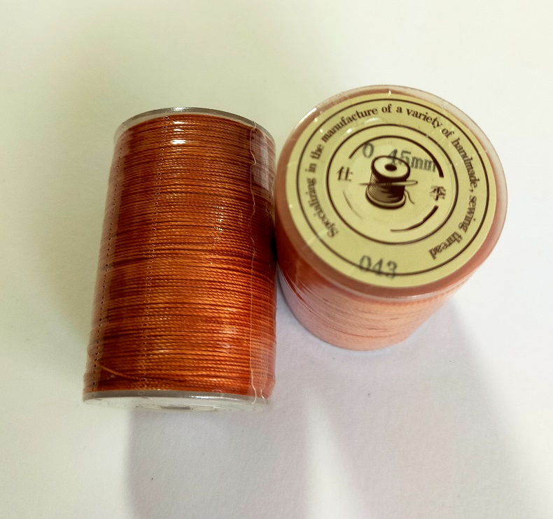 ろう引き糸　レザーコート手縫い 40色　80ｍ/巻　丸糸　幅0.45mm　 |  | 15