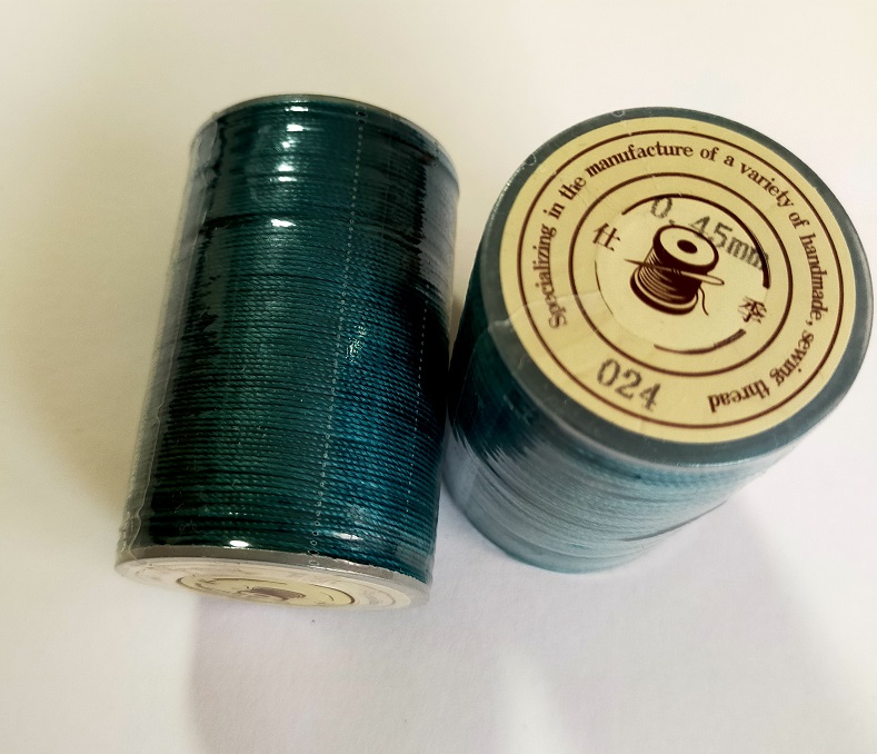 ろう引き糸　レザーコート手縫い 40色　80ｍ/巻　丸糸　幅0.45mm　 |  | 19