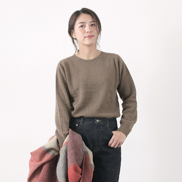 HARLEY OF SCOTLAND(ハーレーオブスコットランド) メリノ カシミヤ クルーネック ニット / メンズ レディース / 無地 OF HARLEY OF SCOTLAND(ハーレーオブスコットランド) メリノ カシミヤ クルーネック ニット / メンズ レディース / 無地 OF