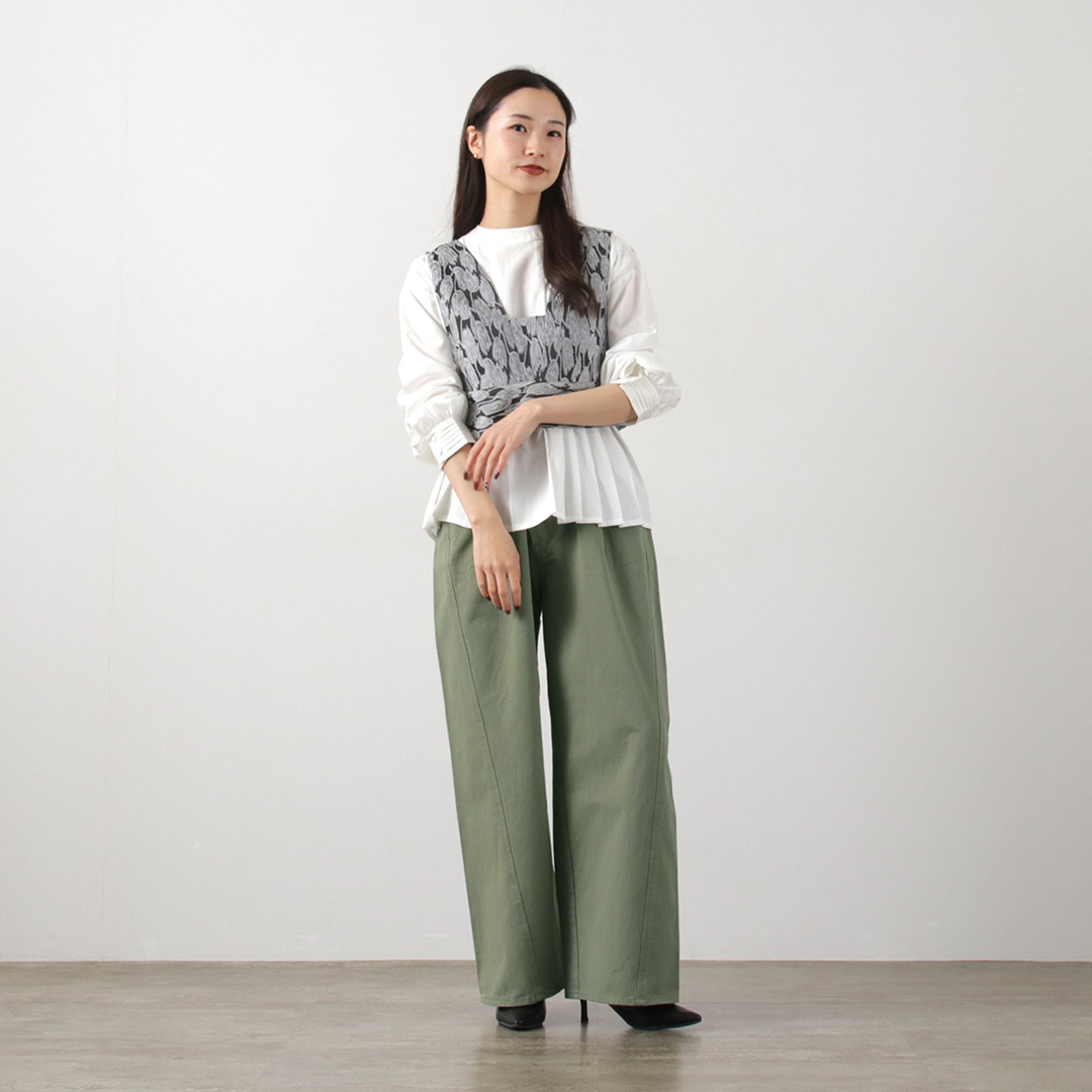 タグ付き CHIGNON アジャストラップパンツ タグ付き CHIGNON アジャストラップパンツ