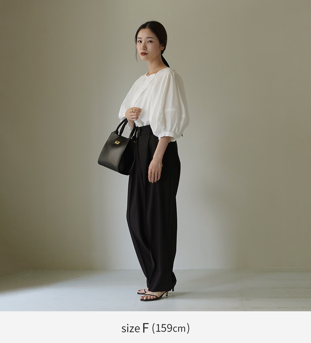 ETRE TOKYO（エトレトウキョウ） ランタンスリーブノーカラーブラウス