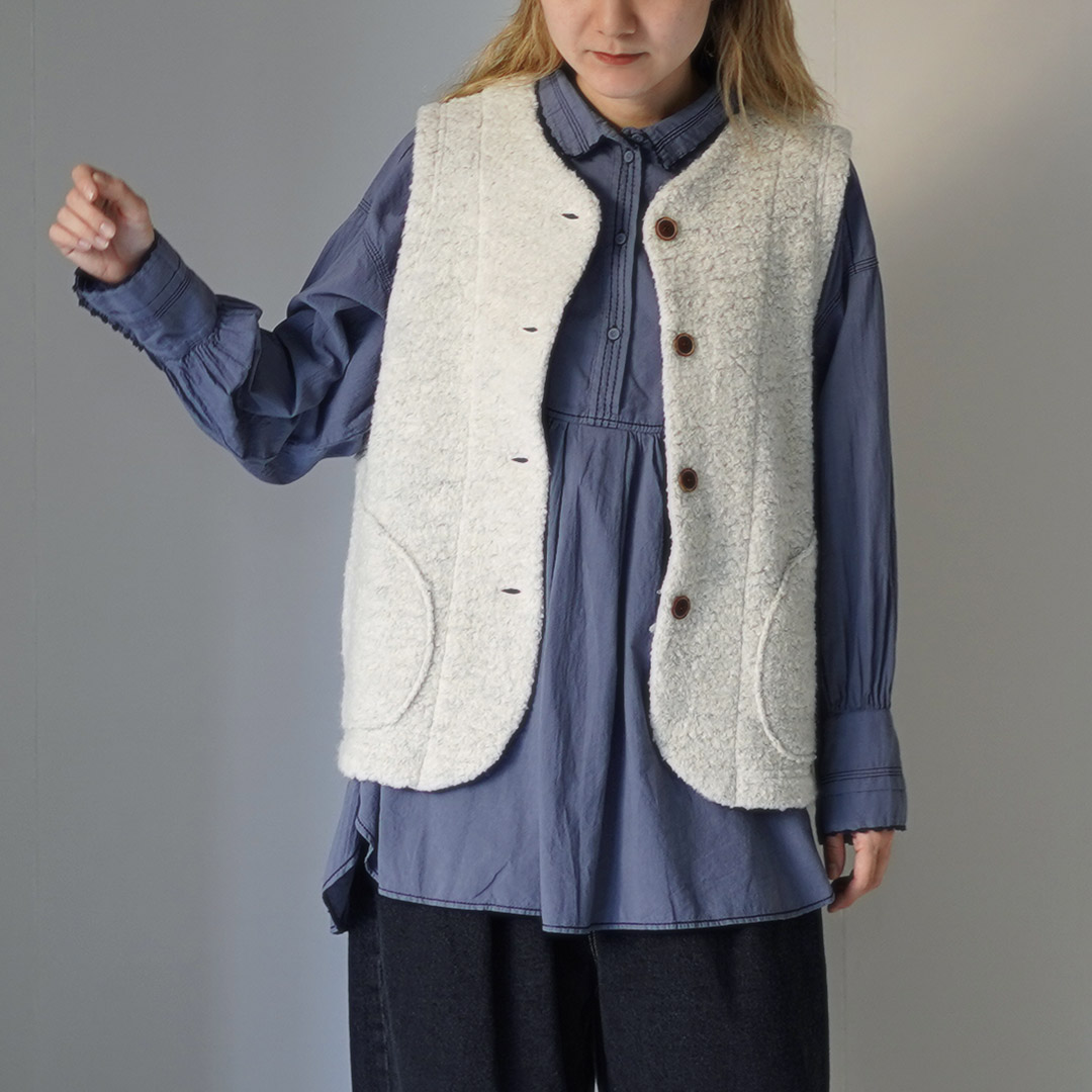 23年モデル 美品 tumugu つむぐ ベスト ジレ tumugu 10%OFFクーポン ベスト レディース ツムグ ラッセル