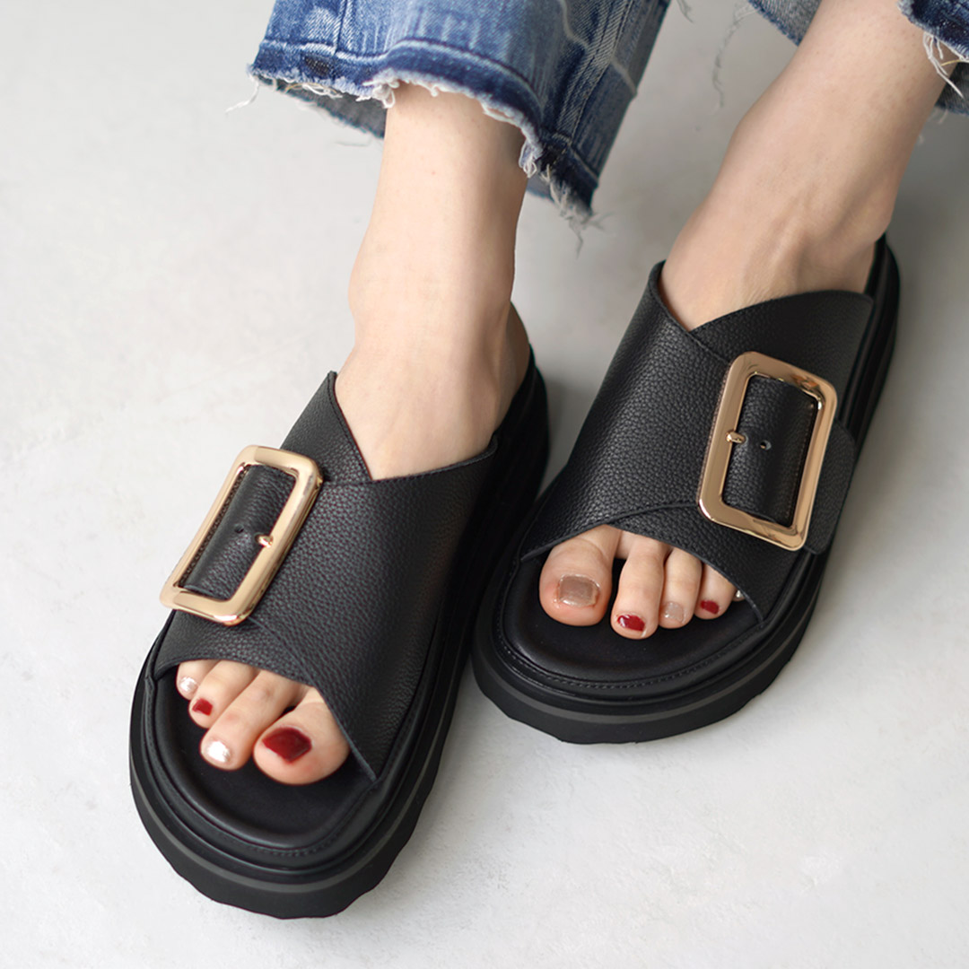 極美品❣️MOHI フラットサンダル ビッグバックル 厚底 37 黒 箱付属✨ MOHI（モヒ） 【動画あり】 ビッグバックル レザーサンダル