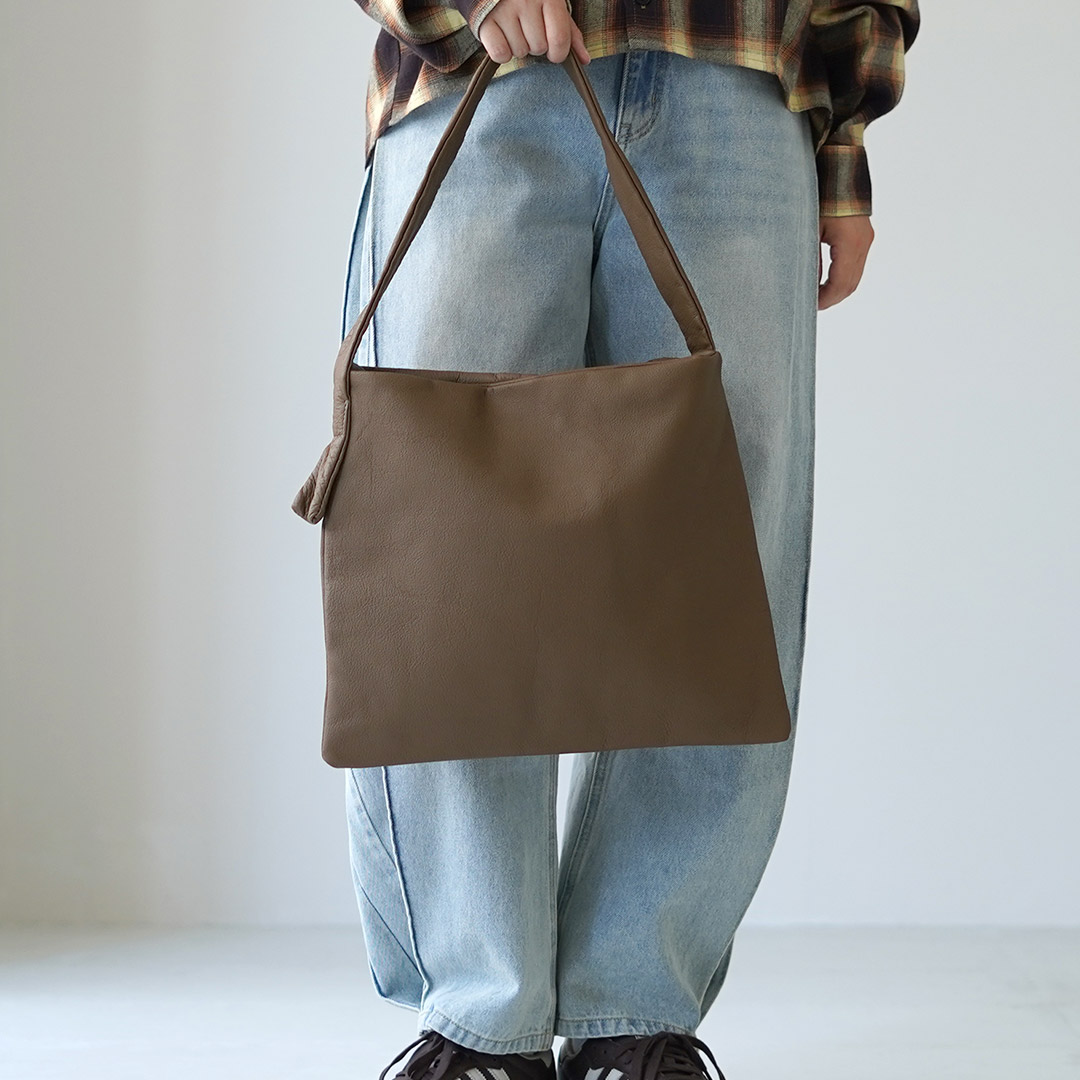 TIDEWAY（タイドウェイ） PUF ワンハンドル TOTE/M / レディース 本革