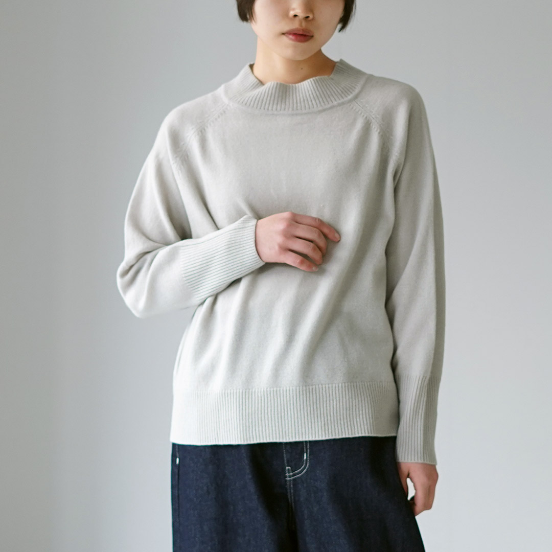 mao made（マオメイド） メリノウール 2WAYくるみボタン プルオーバー