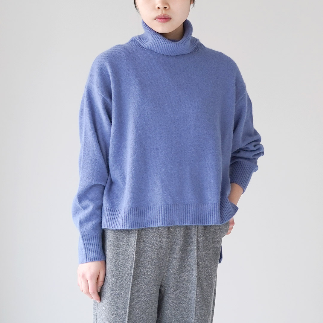 MidiUmi（ミディウミ） ラクーン ニット ハイネック プルオーバー