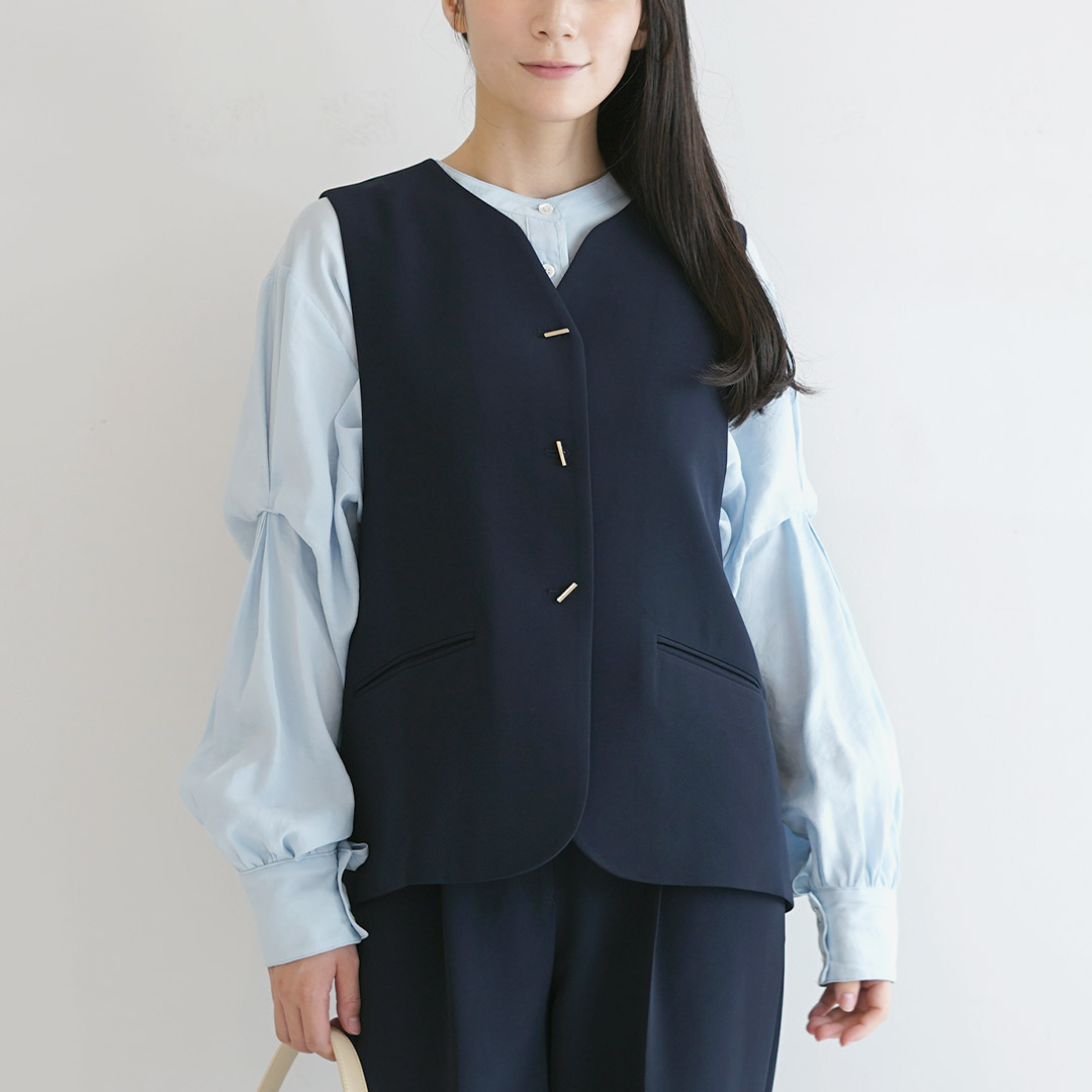 ◯シニヨン　ベスト　黒　　◯シニヨン　ＭＡ-1ベスト CHIGNON（シニヨン） フレア ベスト / レディース トップス ジレ ノー