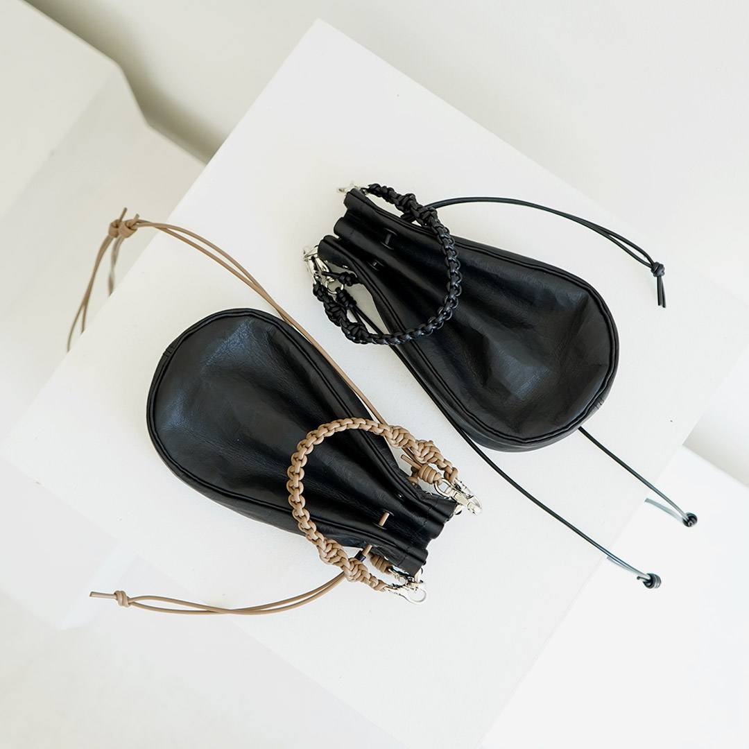 SENTI（センティ） ダイニーマレザー メディスンバッグM ＋ハンド