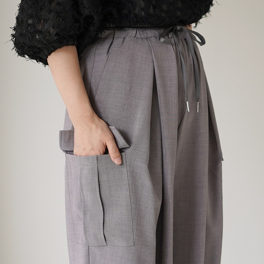 【シアントウキョウ】　kusukusu 大人気♡別注　サロペット　バックフリル GochI by ROCOCO - CYAN TOKYO｜シアン トーキョー｜Yahoo!ショッピング