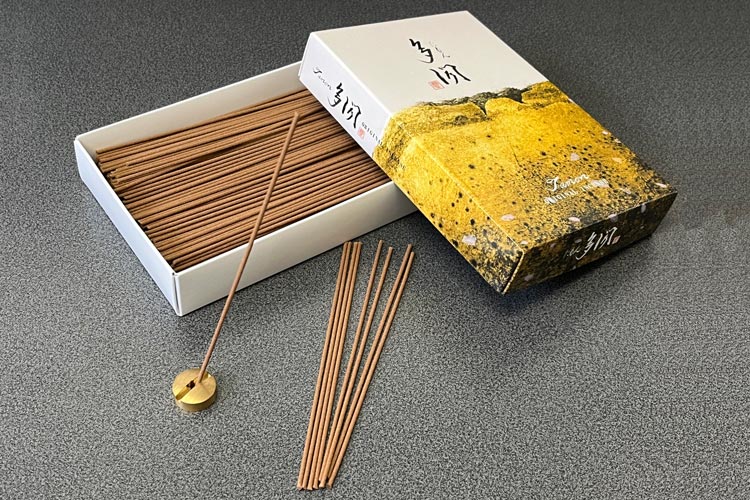 線香 四徳 多聞(たもん) 和尚が薦める線香 : 大黒屋仏壇店 - 通販