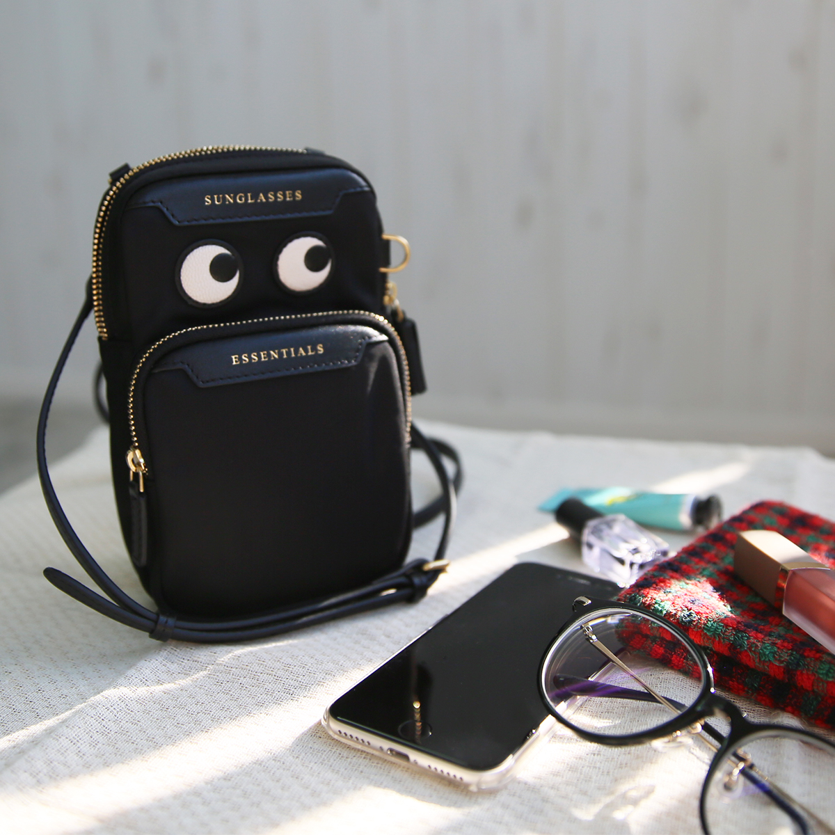 ANYA HINDMARCH（アニヤ・ハインドマーチ） 【並行輸入品】アニヤ