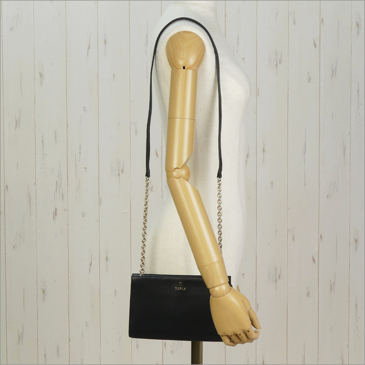 フルラ　FURLA　ミニクロスボディ
　ショルダー&amp;クラッチバック　ブラック クロスボディ MINI NERO Furla 1927 | Furla JP