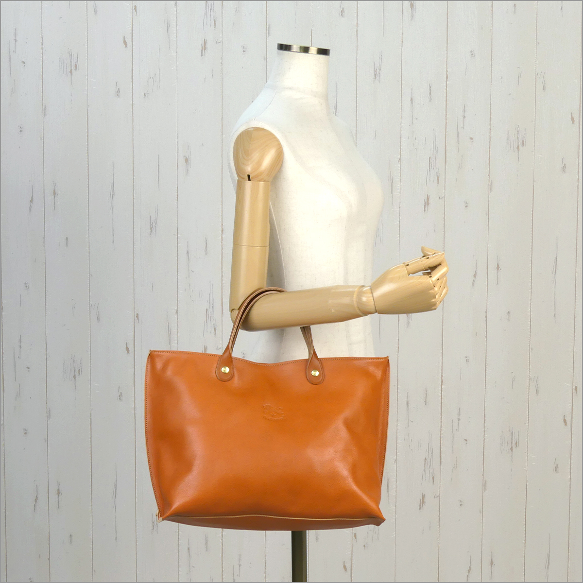 IL BISONTE オレンジ レザー ハンドバッグ イルビゾンテ IL BISONTE（イルビゾンテ） 【並行輸入品】イルビゾンテ ハンドバッグ