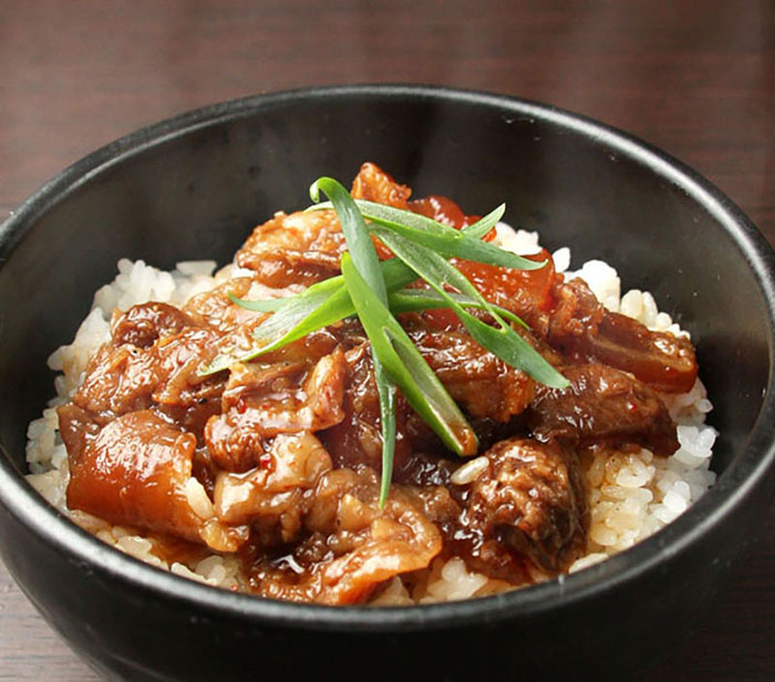 牛すじ煮込み