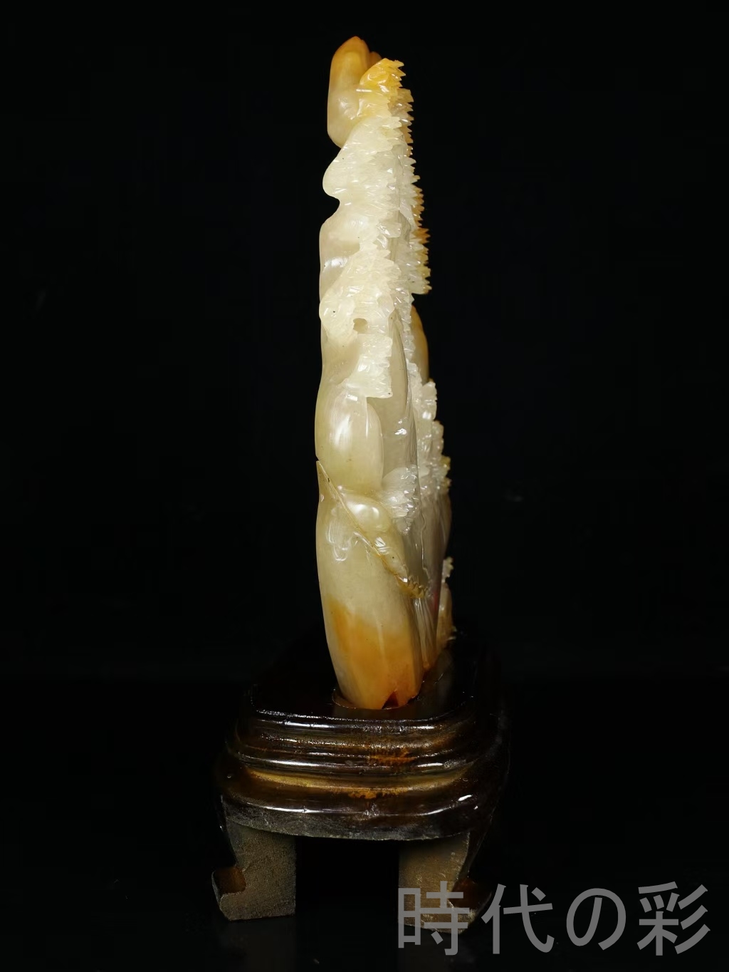 中国古美術 田黄石 富貴花開 鏤空彫刻 重器 細密彫 手彫り 在銘 天然賞石 時代の彩】中国古美術 旧蔵 已未年春月昌碩作款 寿山田黄石彫刻 細密彫