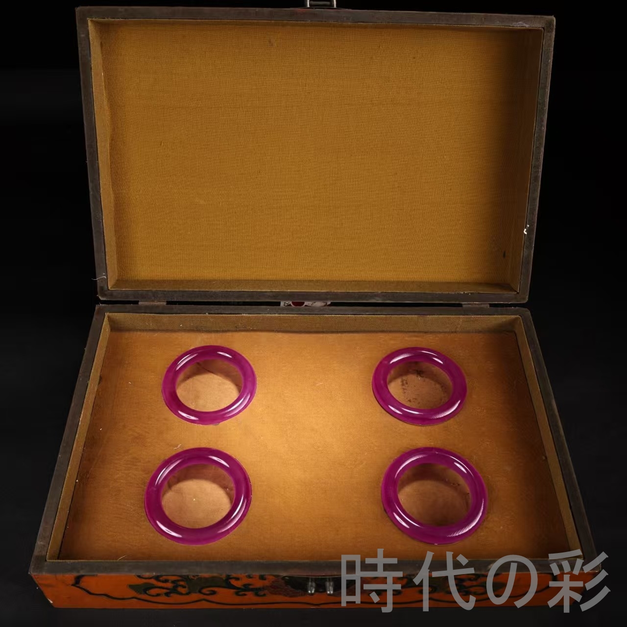 中国古美術 旧蔵『宮廷御藏 高冰種 紫羅蘭玉 手彫バングル』 玉器 腕輪 装身具 時代の彩】中国古美術 旧蔵『清代宮廷御藏 高冰種 紫羅蘭玉 手彫