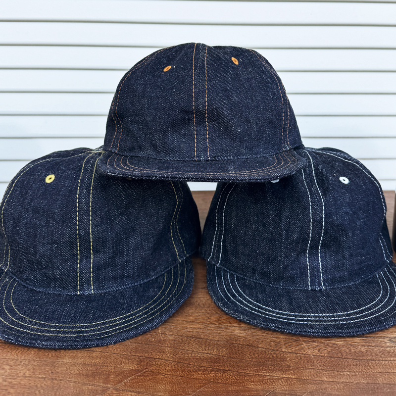 VAQUERA: Baseball Hat With Pins (Black) | DSMG E-SHOP