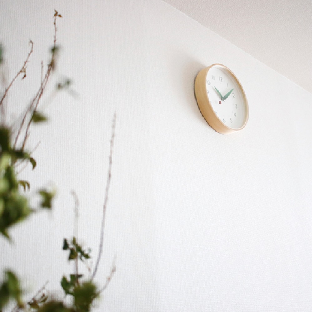 壁掛け時計 時計 とまり木の時計 おしゃれ かわいい 北欧 モダン シンプル 木製 アナログ 丸型 木枠 25cm 子供 キッズ 蝶々 てんとう虫 ギフト｜dapper-s-room｜10