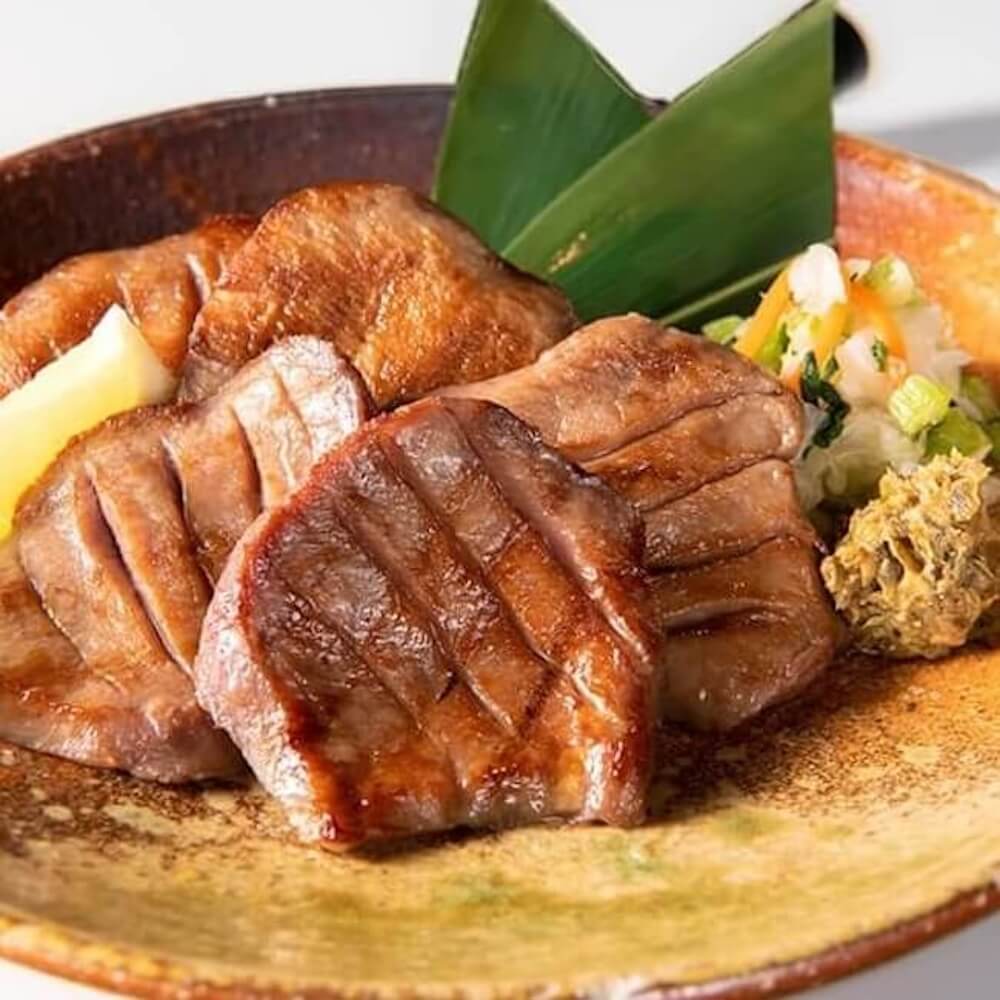 厚切り大トロ牛たん 焼き上がり断面シズル 仙台牛たん専門店 伊達のくら