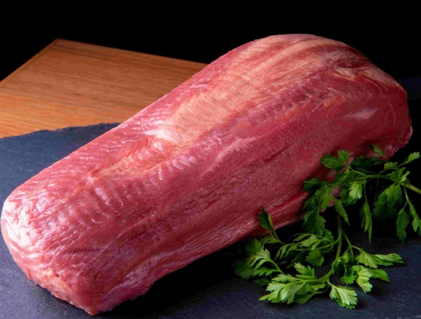 牛タン ブロック 1本 (1本 700g ~ 799g) 伊達のくら 最高級 牛タンブロック 牛たん 牛肉 冷凍 焼肉 通販 お取り寄せ グルメ BBQ バーベキュー 仙台 名物 爆買