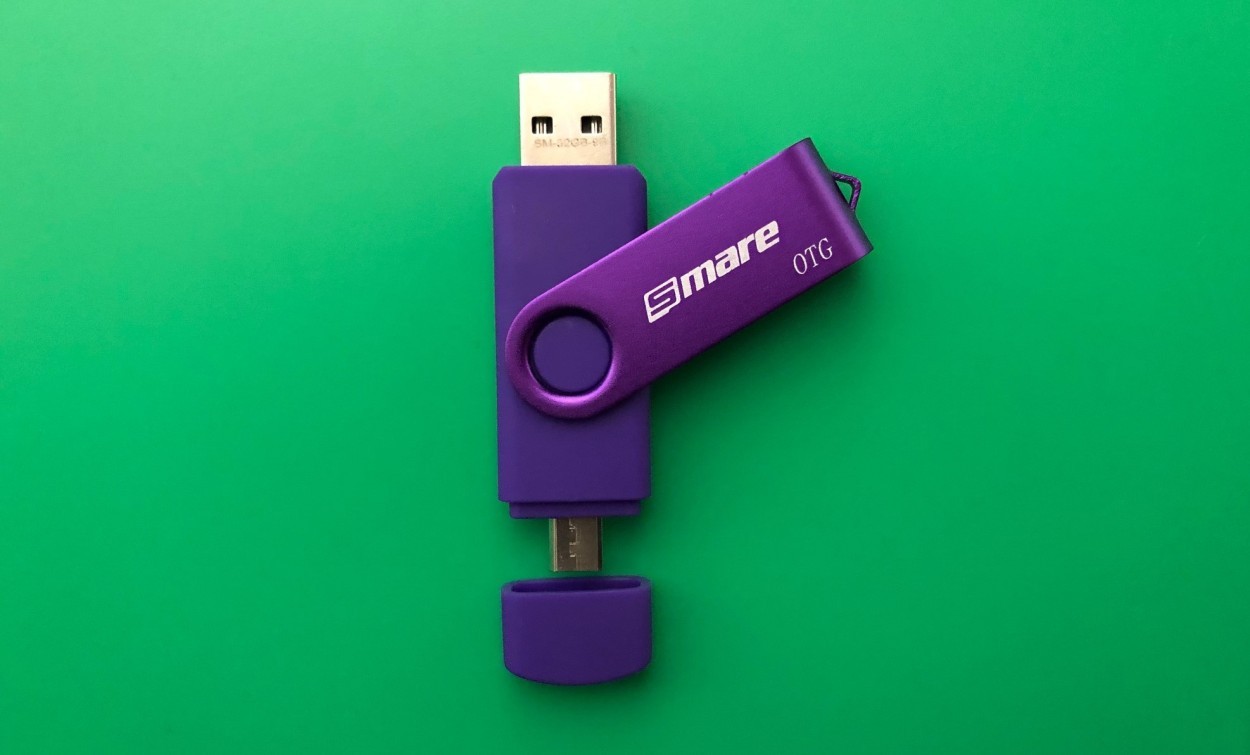 USBメモリ 128GB  全7色 USB3.0　高速読み込み128MB ｓ プレゼント ポイント消化