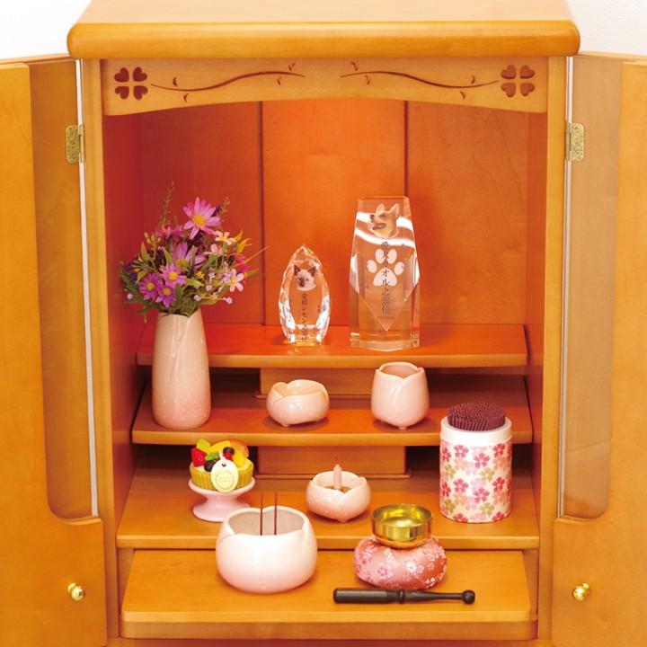 ★レア物 新品未開封 ペット仏壇 四つ葉 クローバー グランデ 多頭飼い 大きい 仏壇 【VQ2112581355】 (77220円)