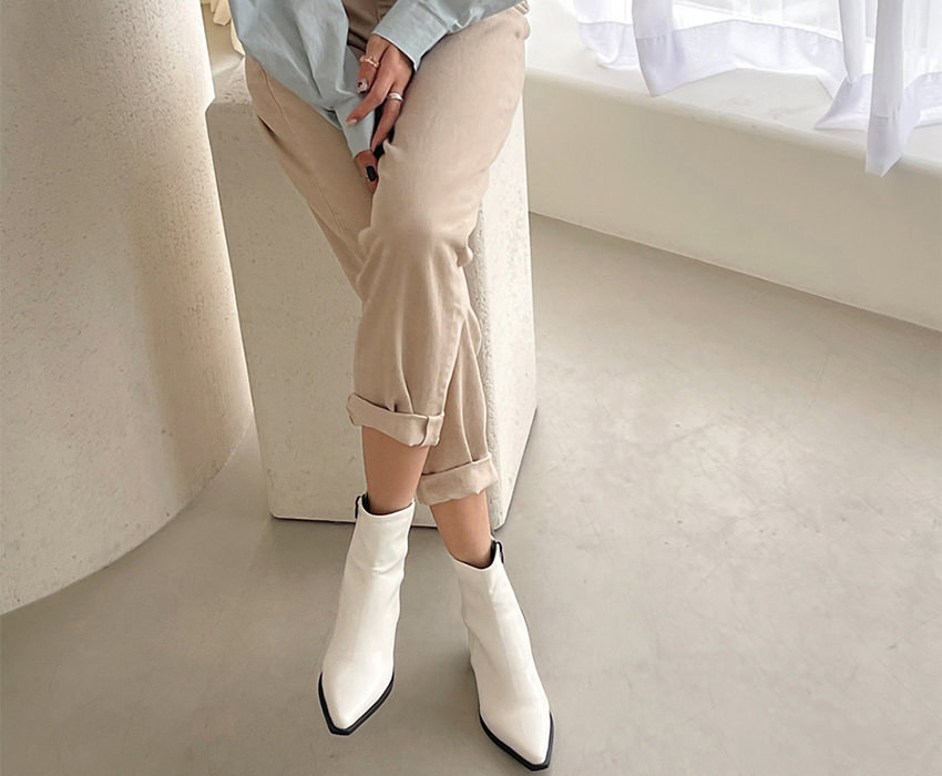 ショートブーツ サイドジップ ポインテッドトゥ レディース チャンキー