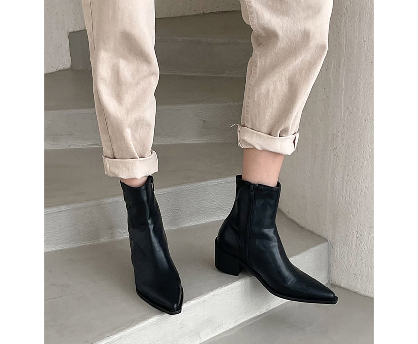 ショートブーツ サイドジップ ポインテッドトゥ レディース チャンキー