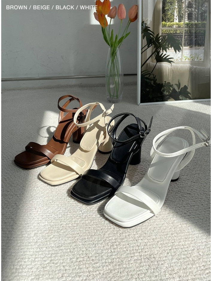 GUCCI グッチ レザー ヒール サンダル チャンキー アンクル ストラップ GUCCI グッチ レザー ヒール サンダル チャンキー アンクル ストラップ