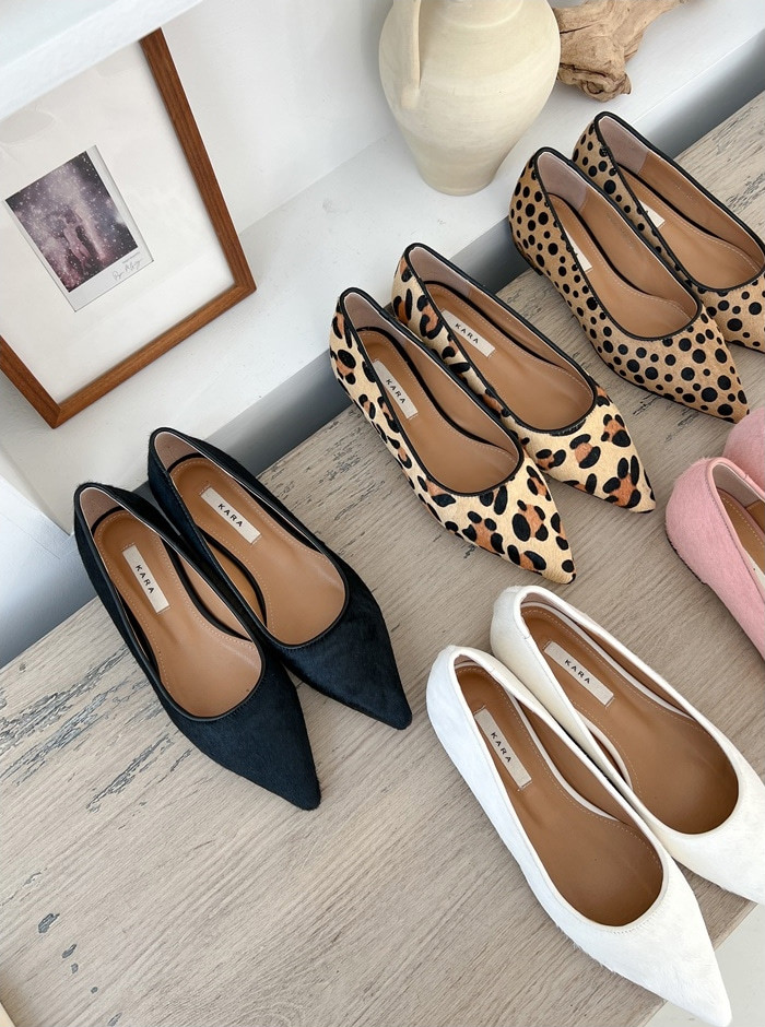 クリスチャンルブタン レオパード スパイク ポインテッドトゥ フラット