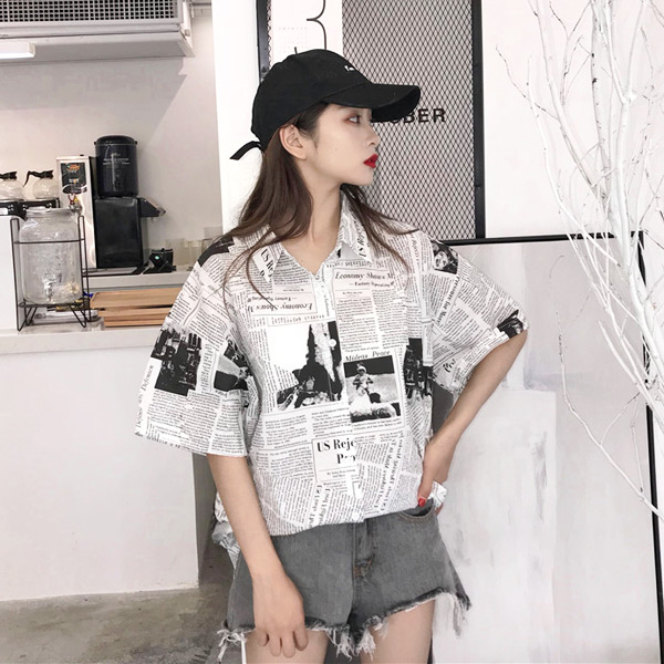 柄シャツ 半袖 ニュースペーパー 総柄 プリント モノトーン トップス