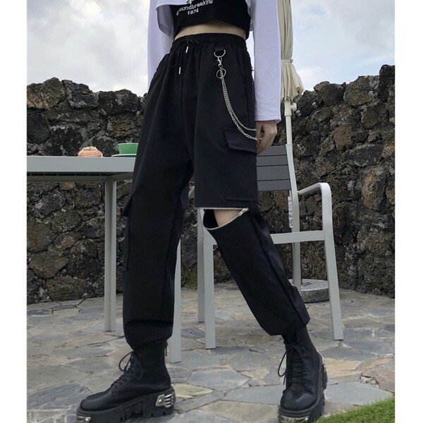 ワンサイドオープン ジョガーパンツ シルバーチェーン付き カーゴパンツ ブラック ダンス 衣装 韓国 ヒップホップ レディース